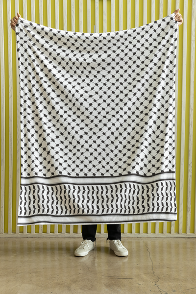 Keffiyeh Velveteen Blanket